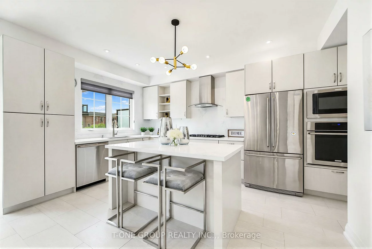57, Village, Unionville, Markham