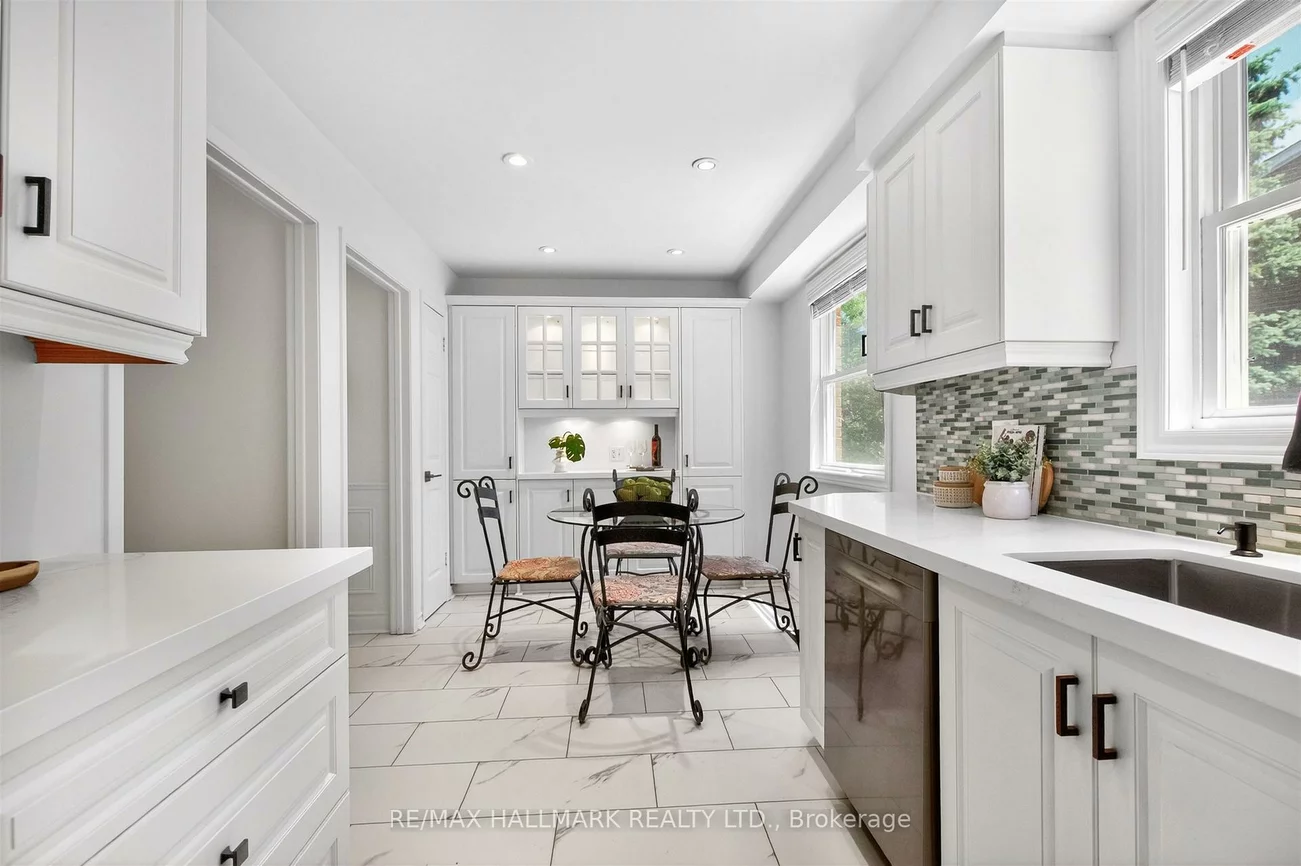 27, Hyde Park, German Mills, Markham