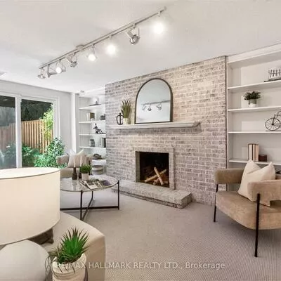 27, Hyde Park, German Mills, Markham