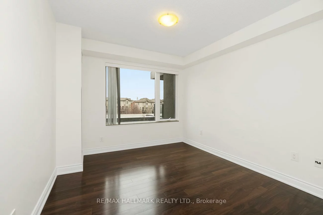 253, South Park, Commerce Valley, Markham