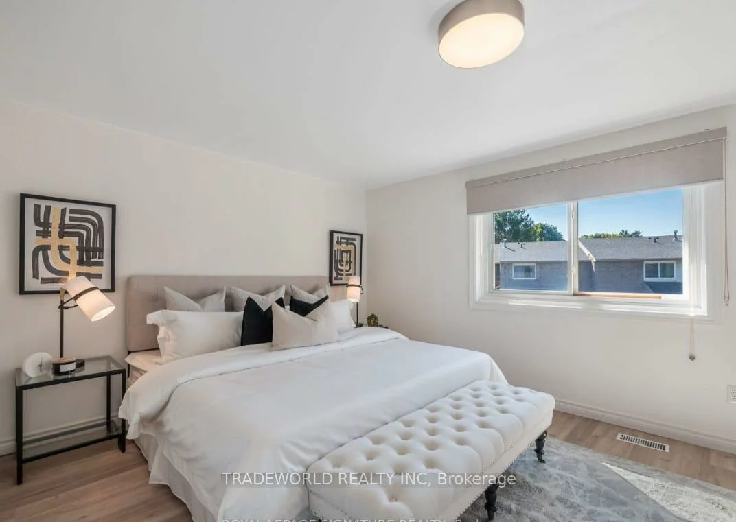 60, Camelot, Markham Village, Markham