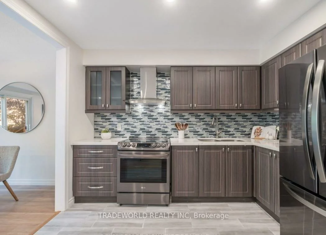 60, Camelot, Markham Village, Markham