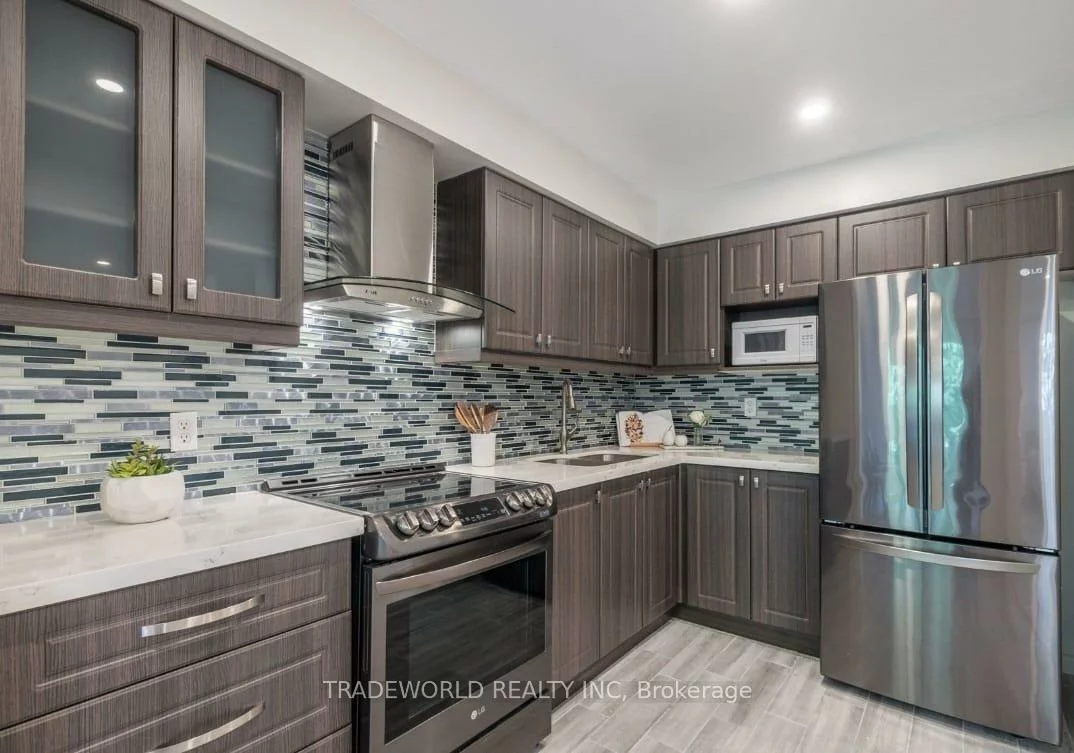 60, Camelot, Markham Village, Markham