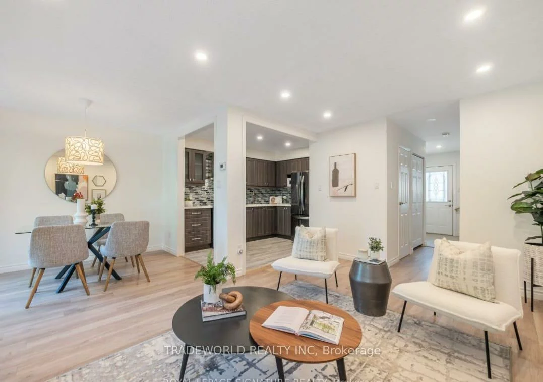 60, Camelot, Markham Village, Markham