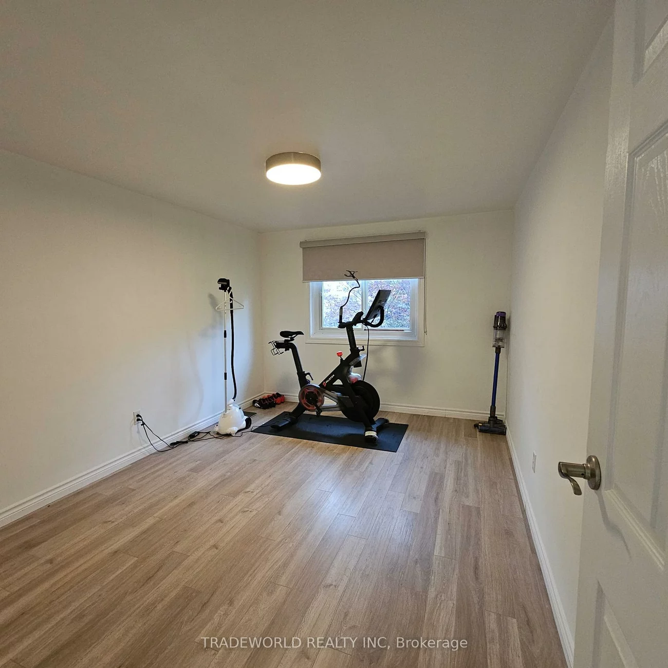 60, Camelot, Markham Village, Markham