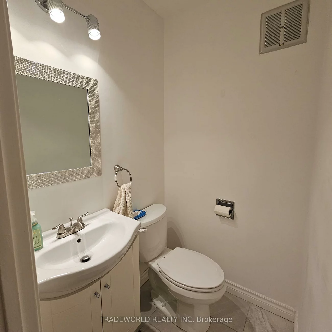 60, Camelot, Markham Village, Markham