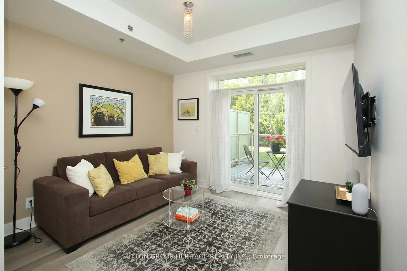 28, Prince Regent, Cathedraltown, Markham