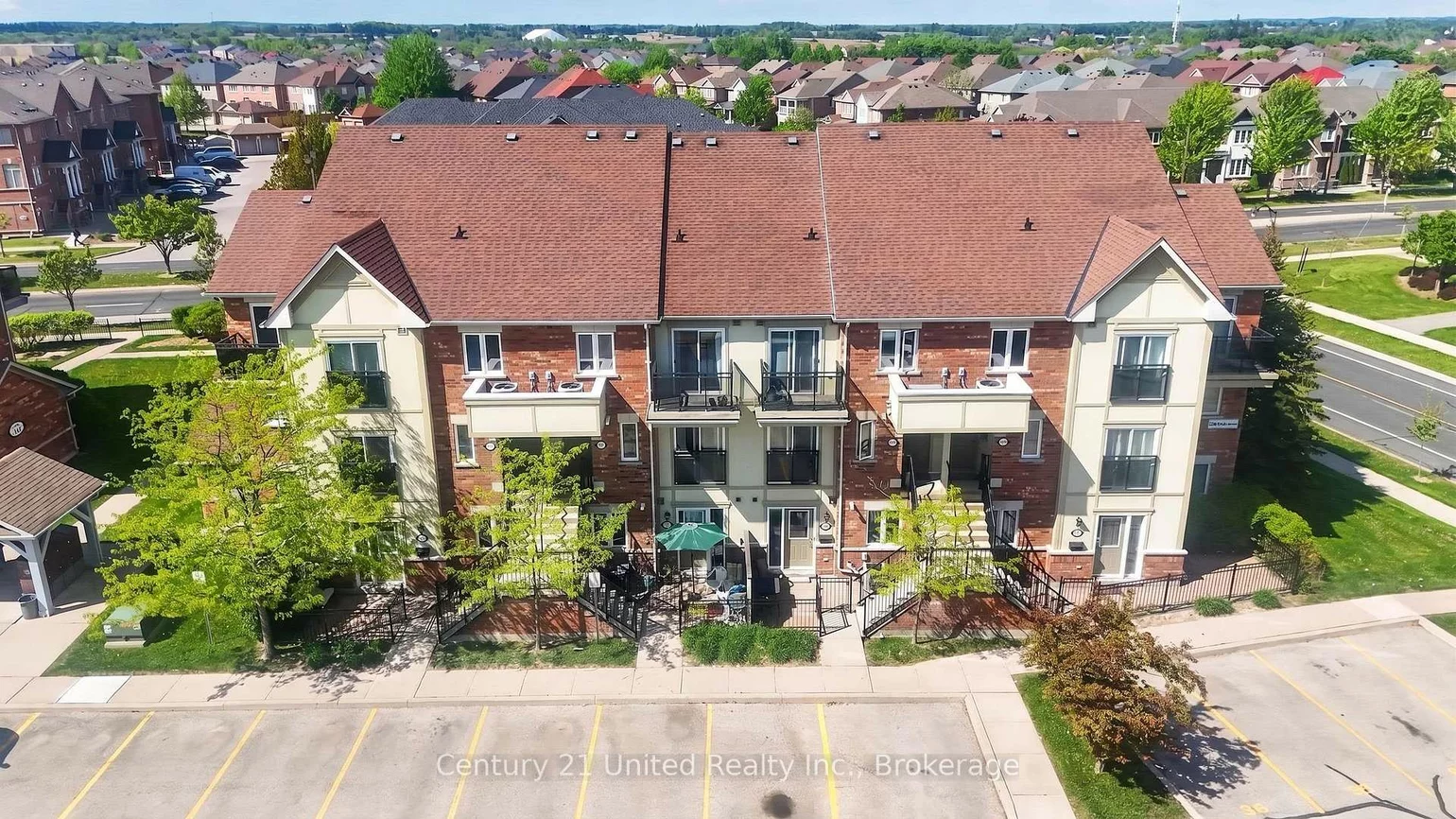 2285, Bur Oak, Greensborough, Markham