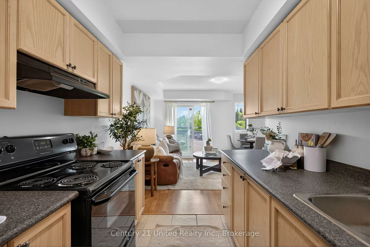2285, Bur Oak, Greensborough, Markham
