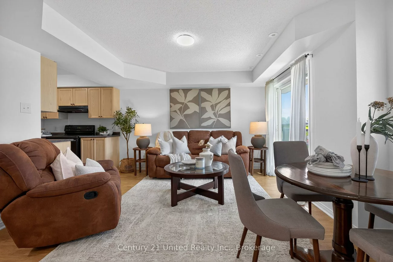 2285, Bur Oak, Greensborough, Markham