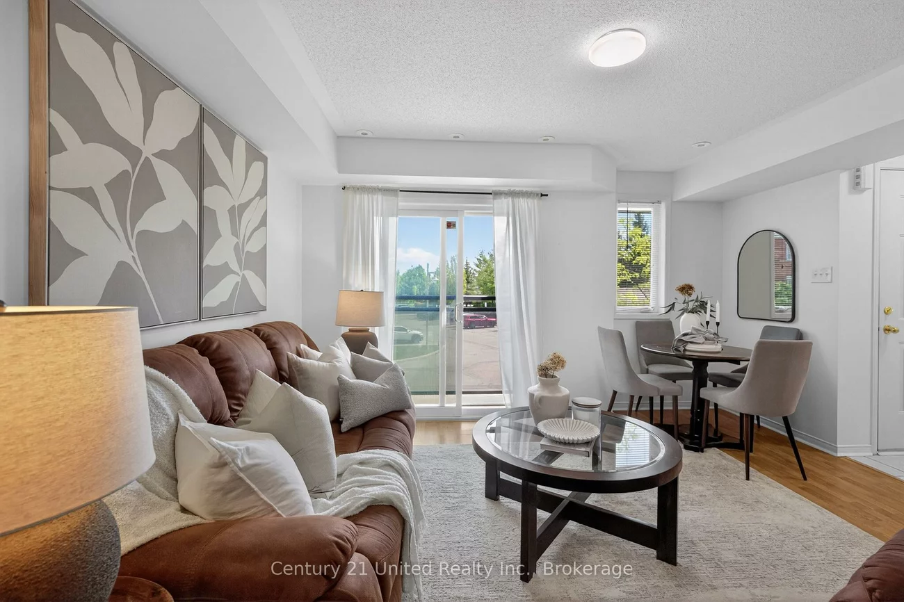 2285, Bur Oak, Greensborough, Markham