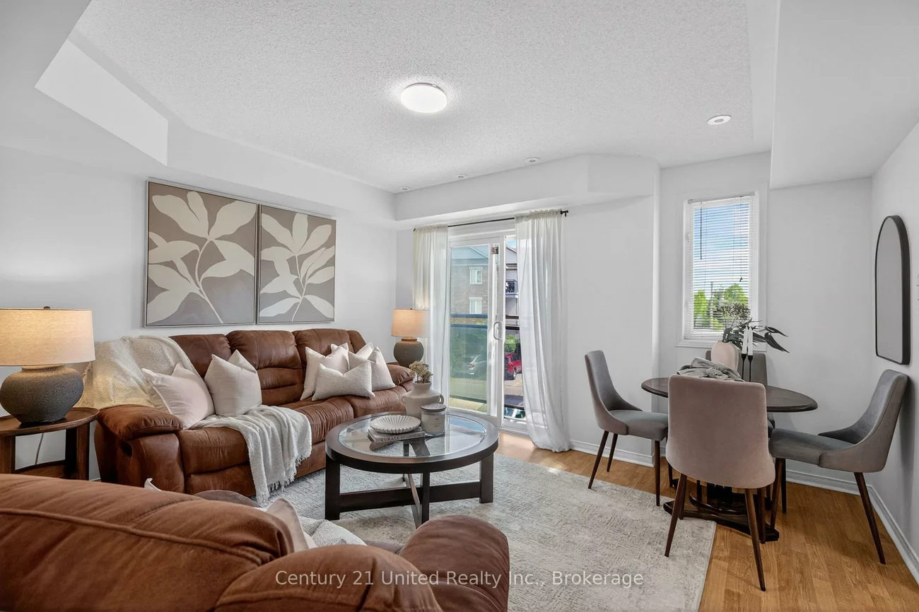 2285, Bur Oak, Greensborough, Markham