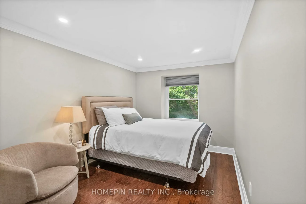86, Confederation, Thornhill, Markham