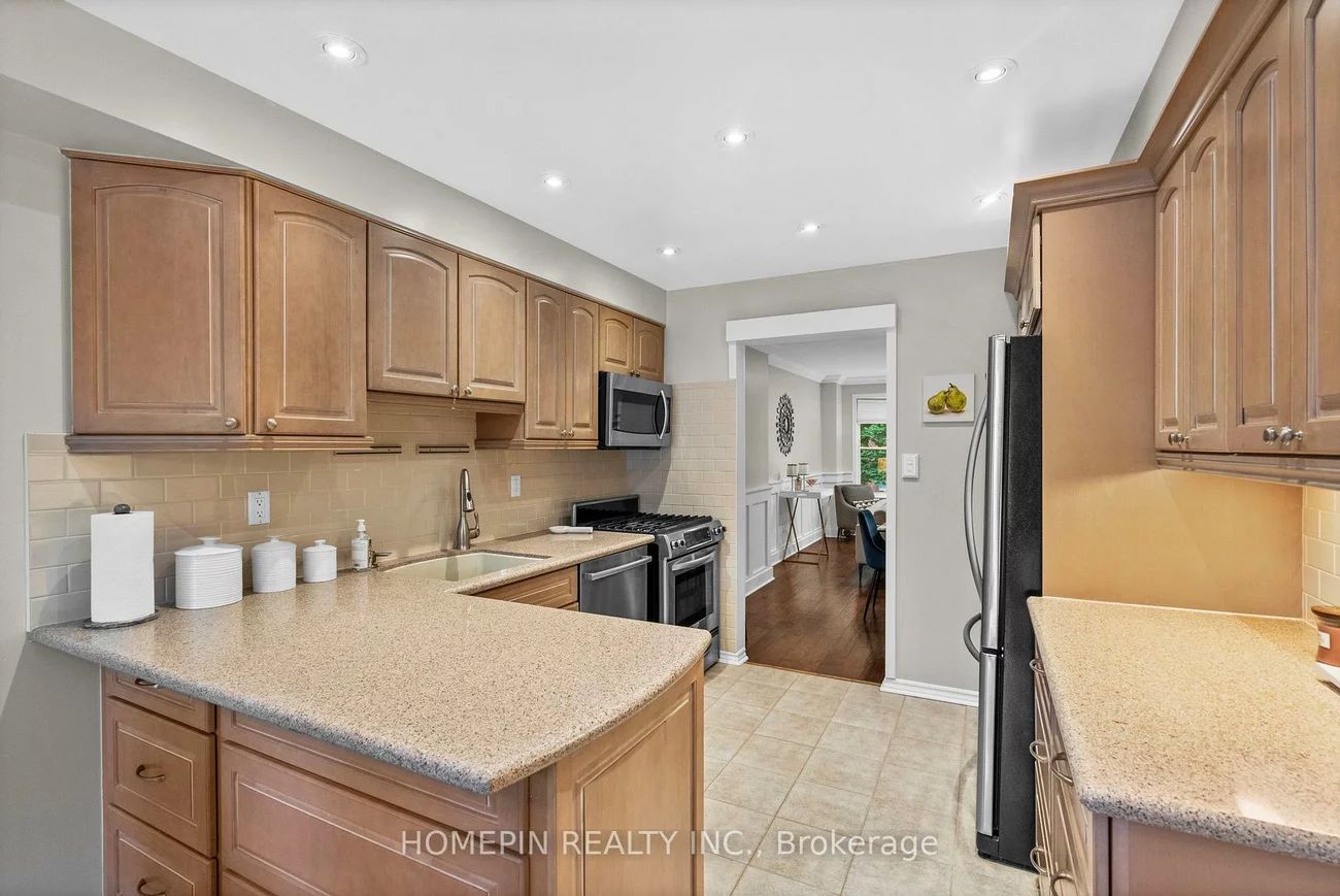86, Confederation, Thornhill, Markham