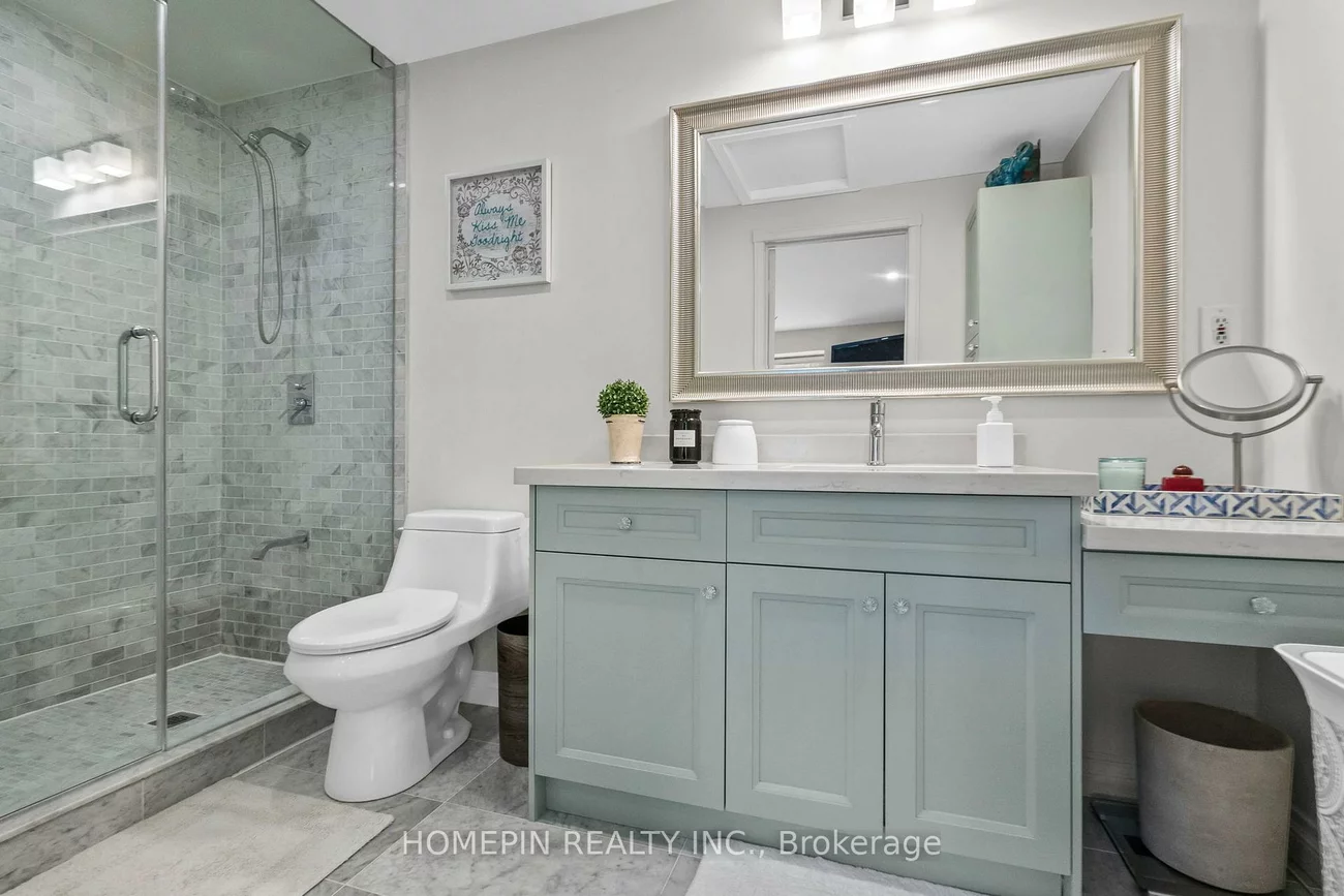 86, Confederation, Thornhill, Markham