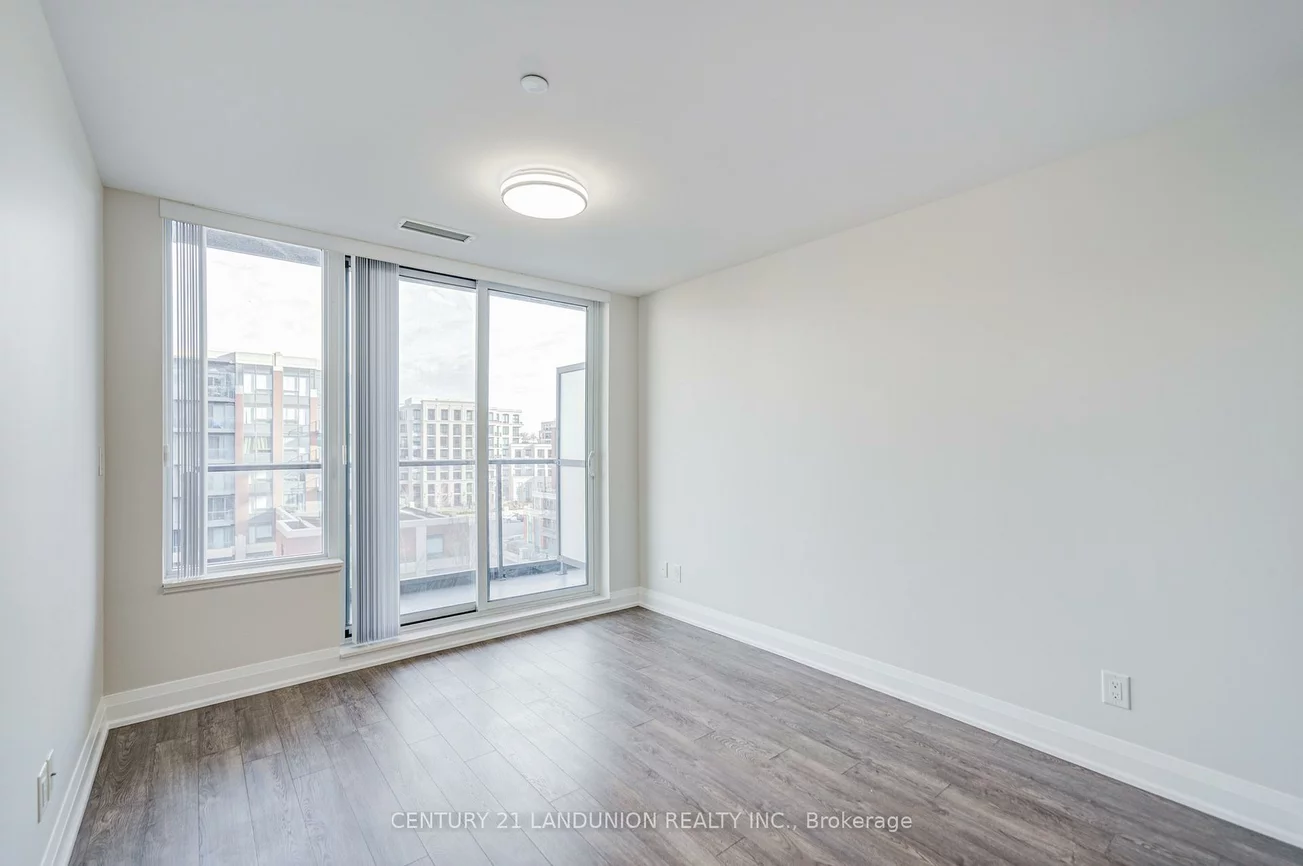 18, Uptown, Unionville, Markham