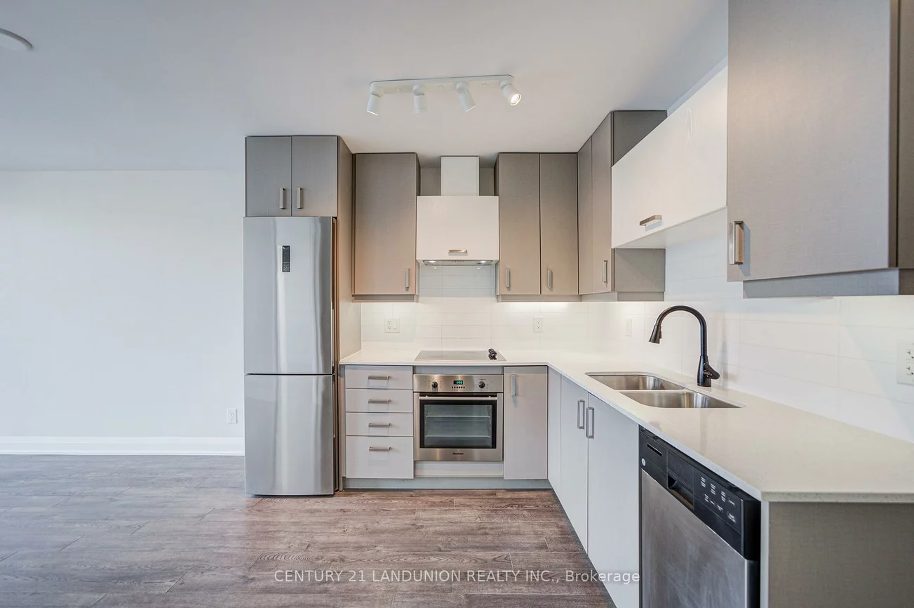 18, Uptown, Unionville, Markham
