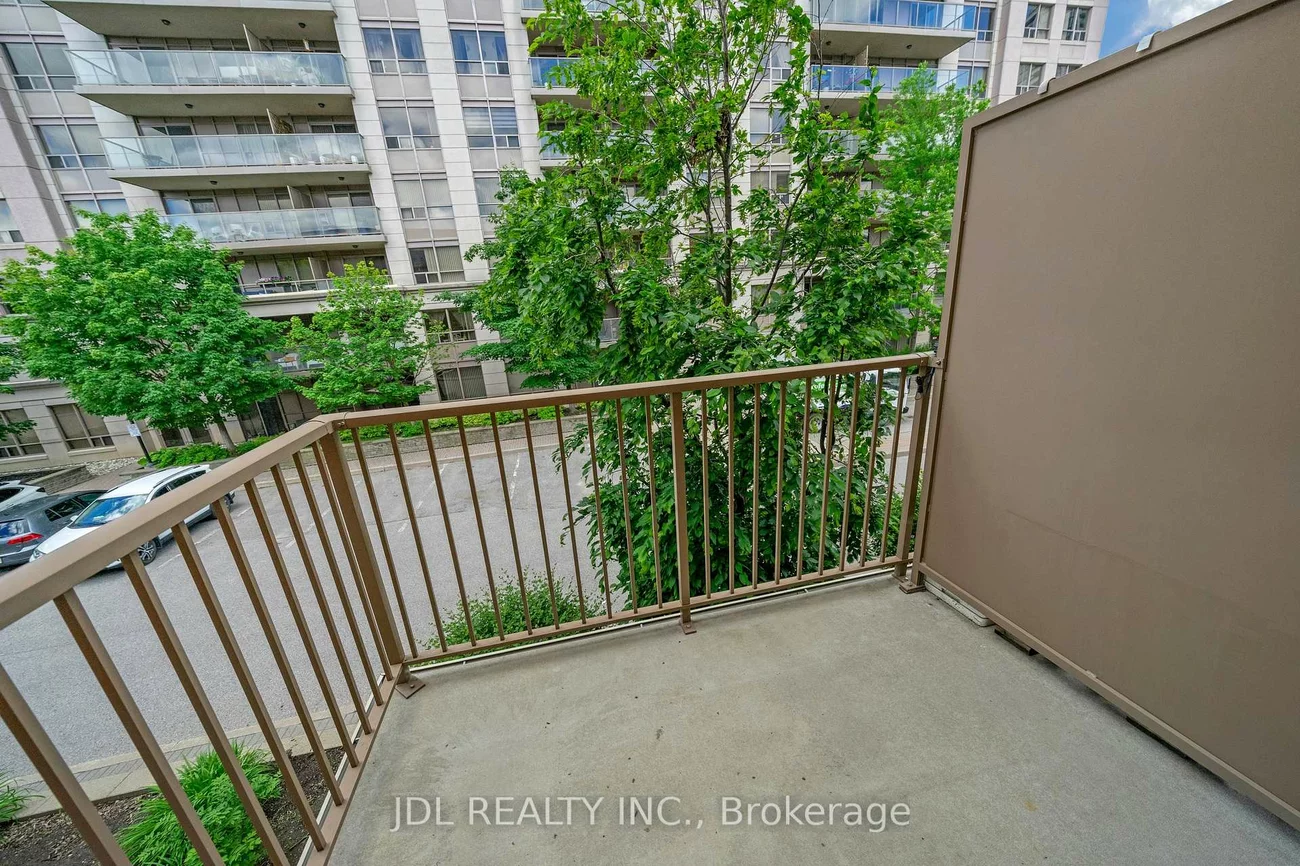 25, Galleria, Commerce Valley, Markham