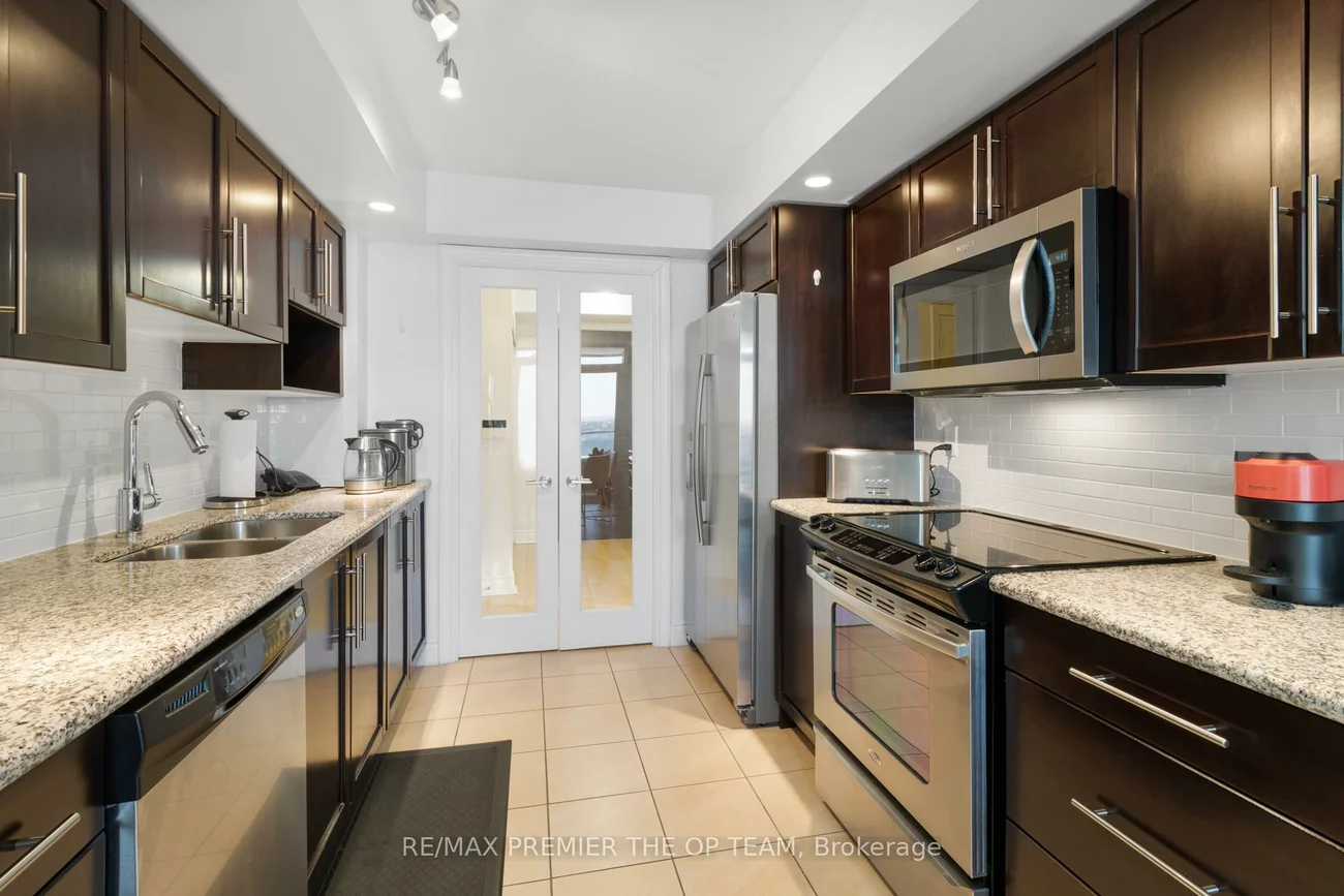 23, Cox, Unionville, Markham