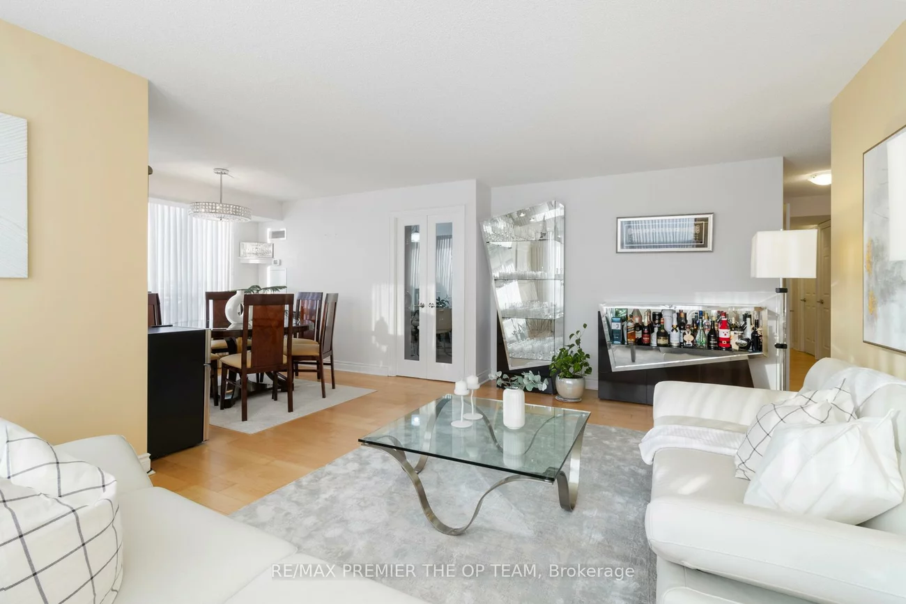 23, Cox, Unionville, Markham
