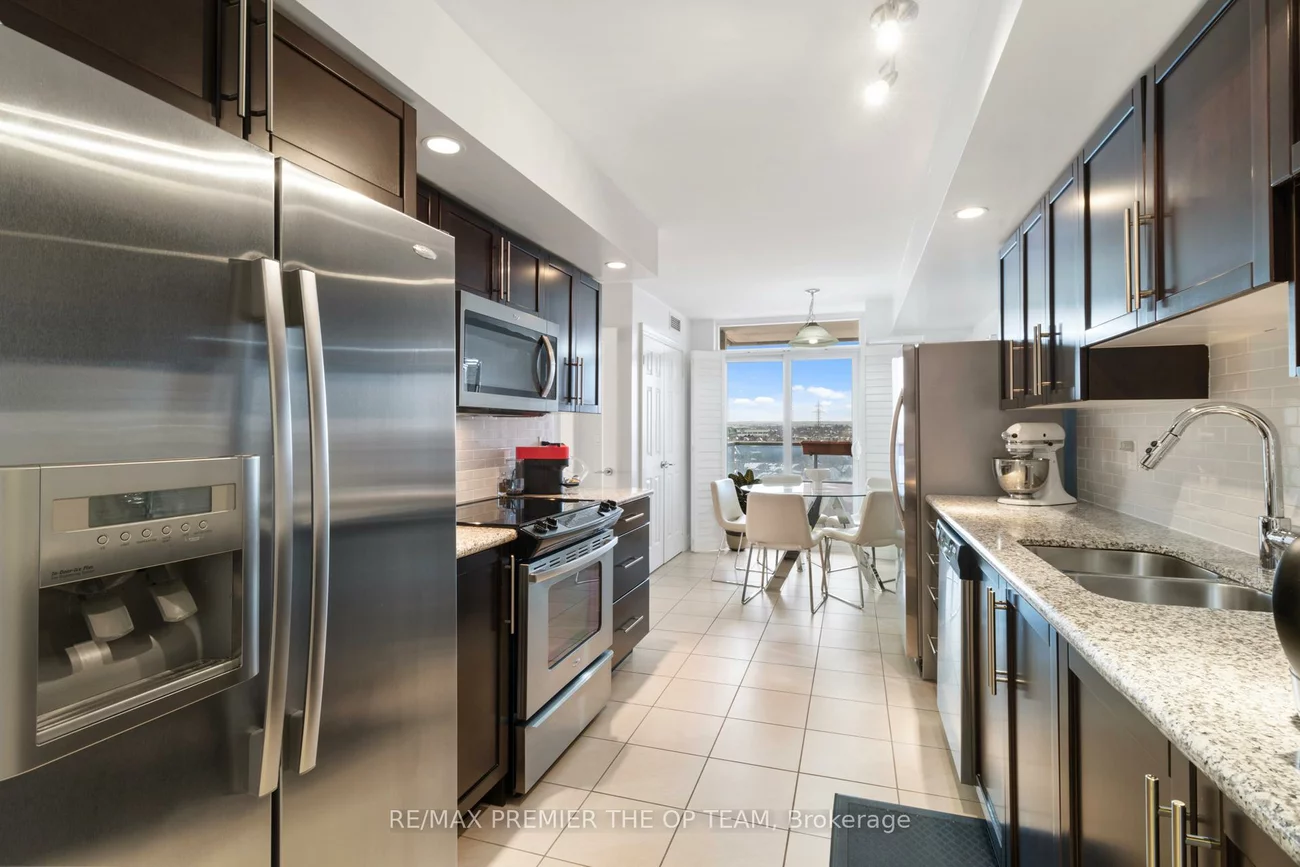 23, Cox, Unionville, Markham
