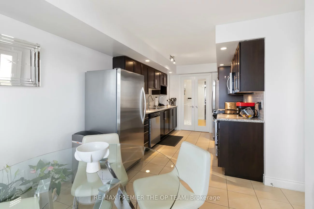23, Cox, Unionville, Markham