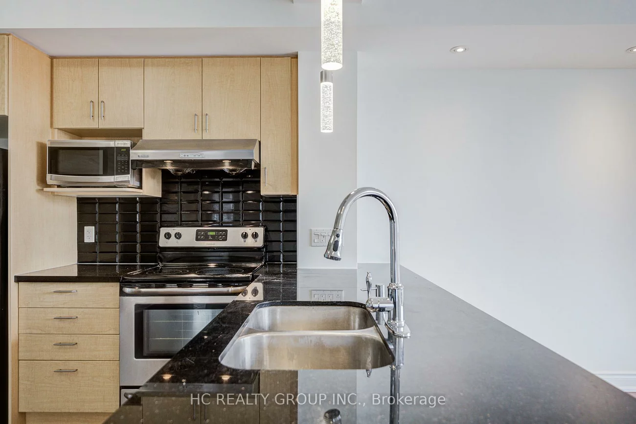89, South Town Centre, Unionville, Markham