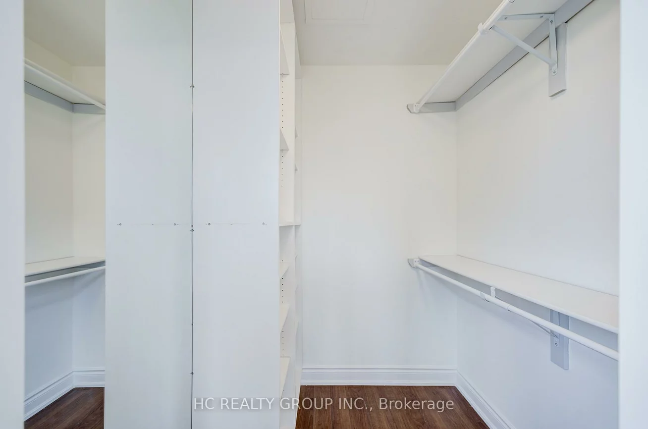 89, South Town Centre, Unionville, Markham
