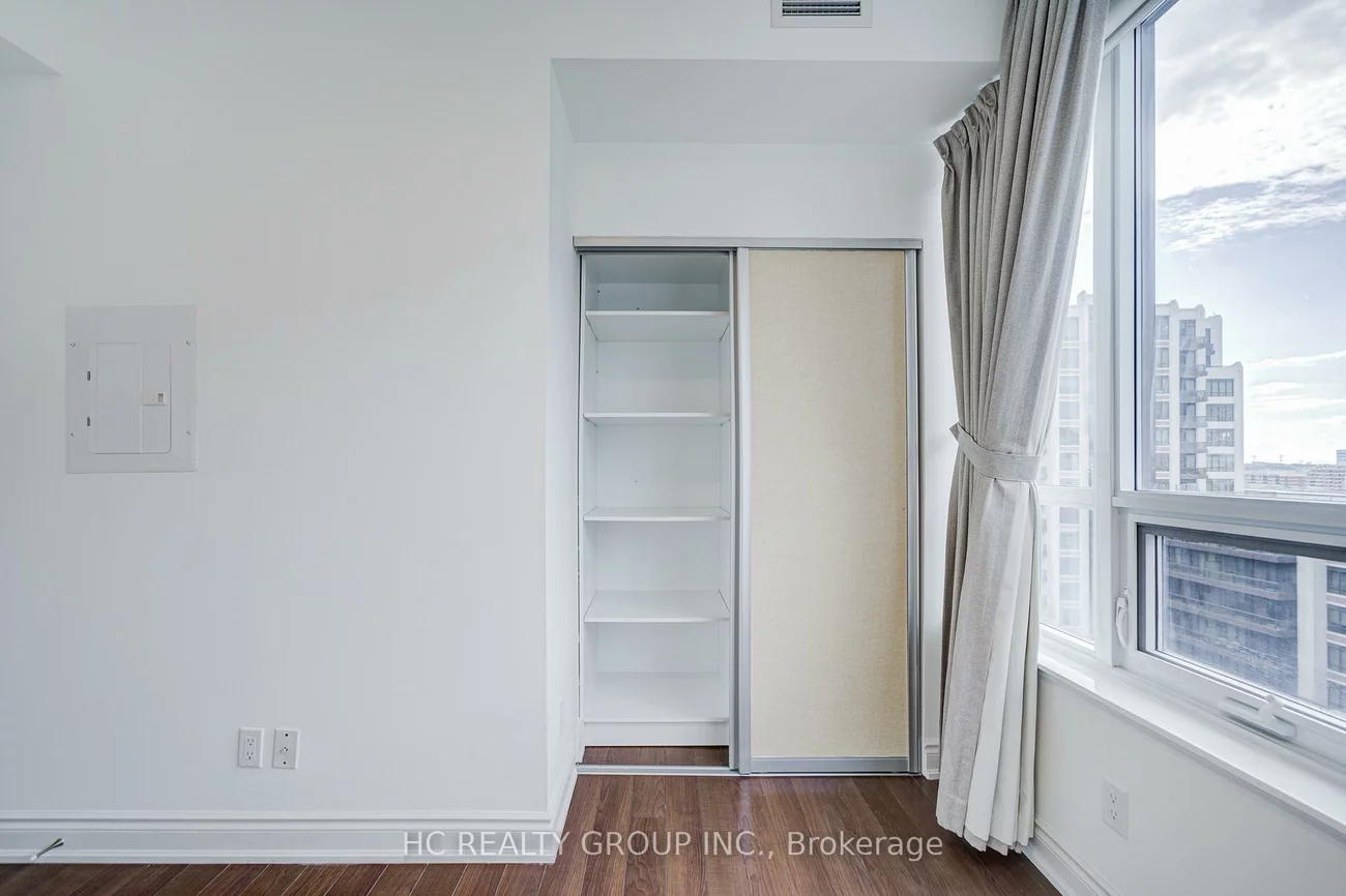 89, South Town Centre, Unionville, Markham
