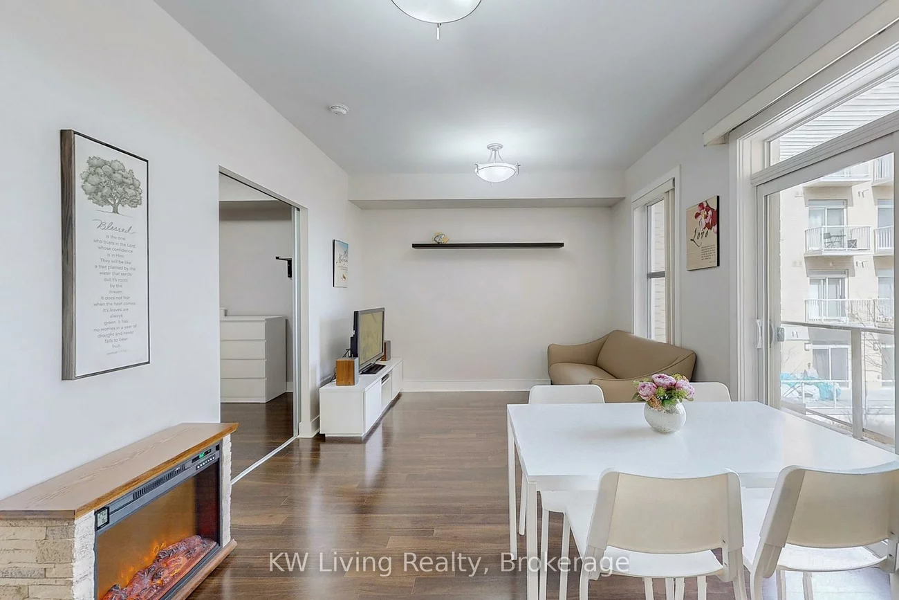 28, Prince Regent, Cathedraltown, Markham