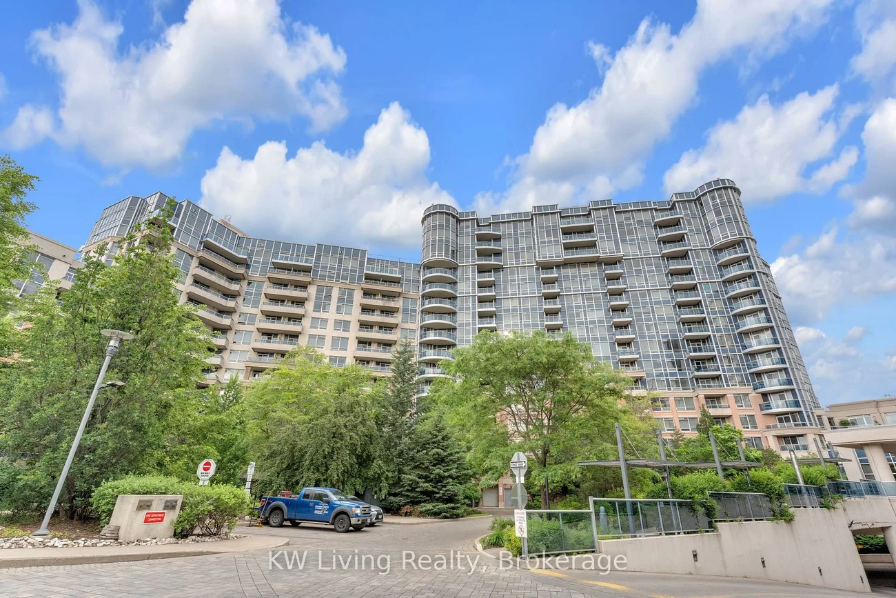 33, Cox, Unionville, Markham