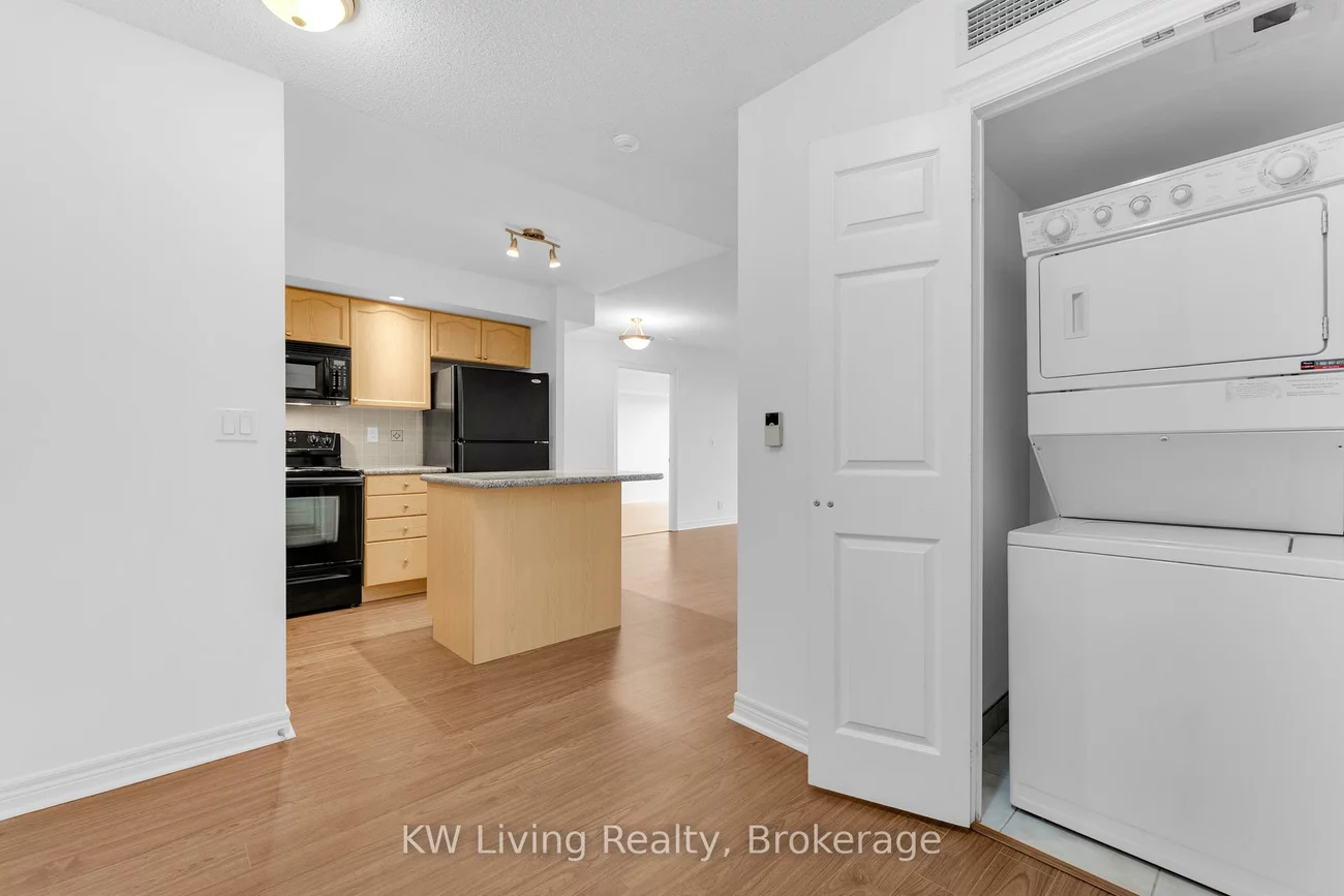 33, Cox, Unionville, Markham