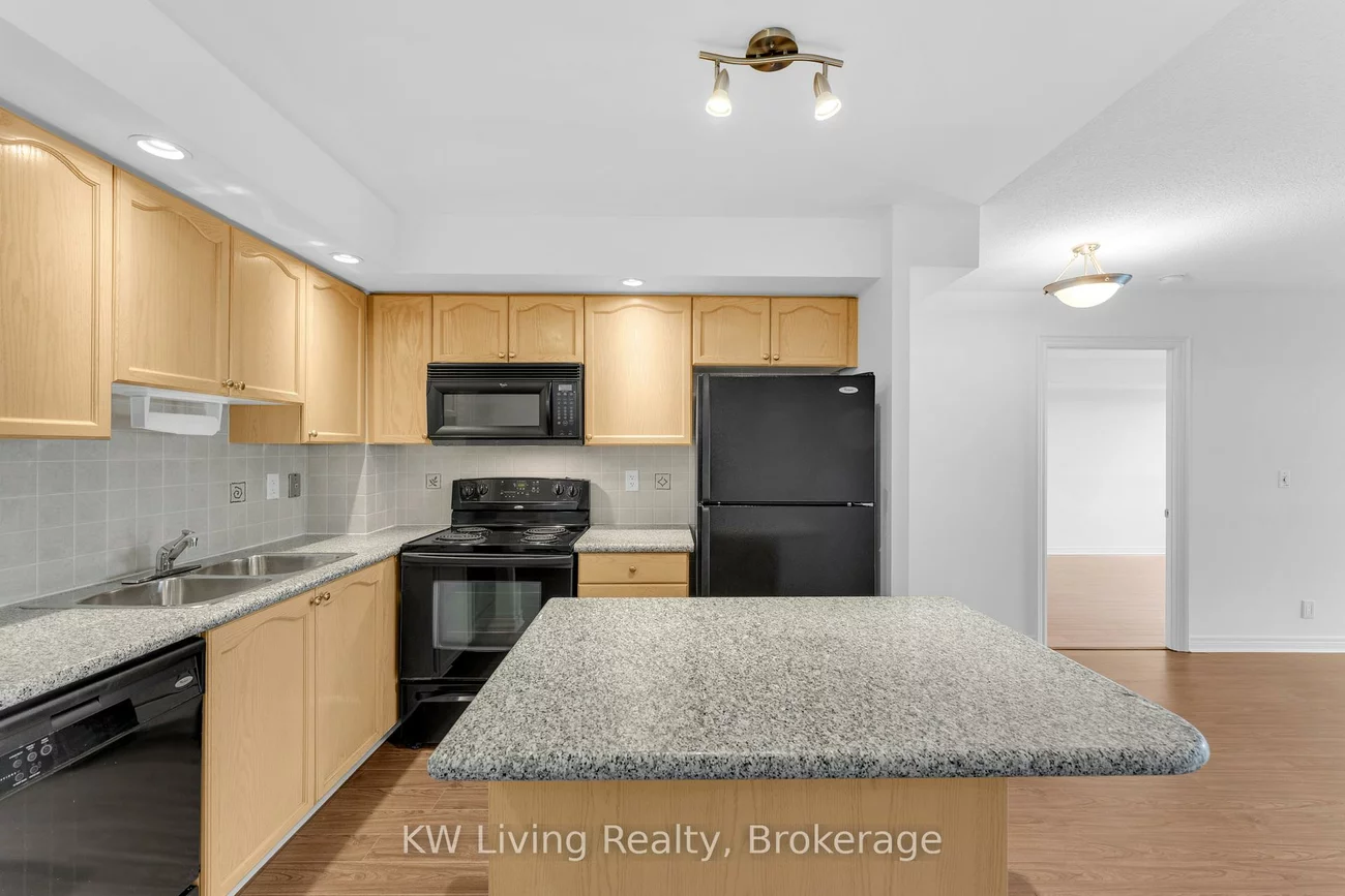 33, Cox, Unionville, Markham