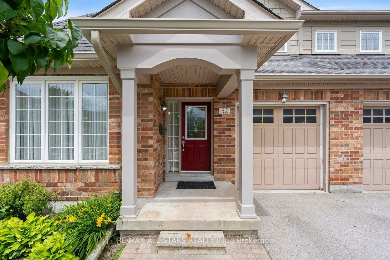 52, Oasis, Greensborough, Markham