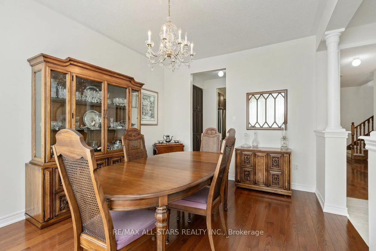 52, Oasis, Greensborough, Markham