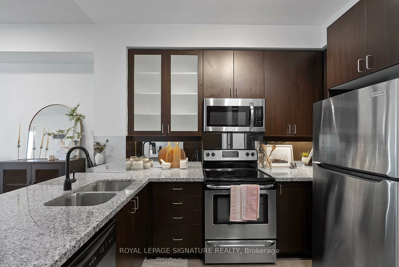 131, UPPER DUKE, Unionville, Markham