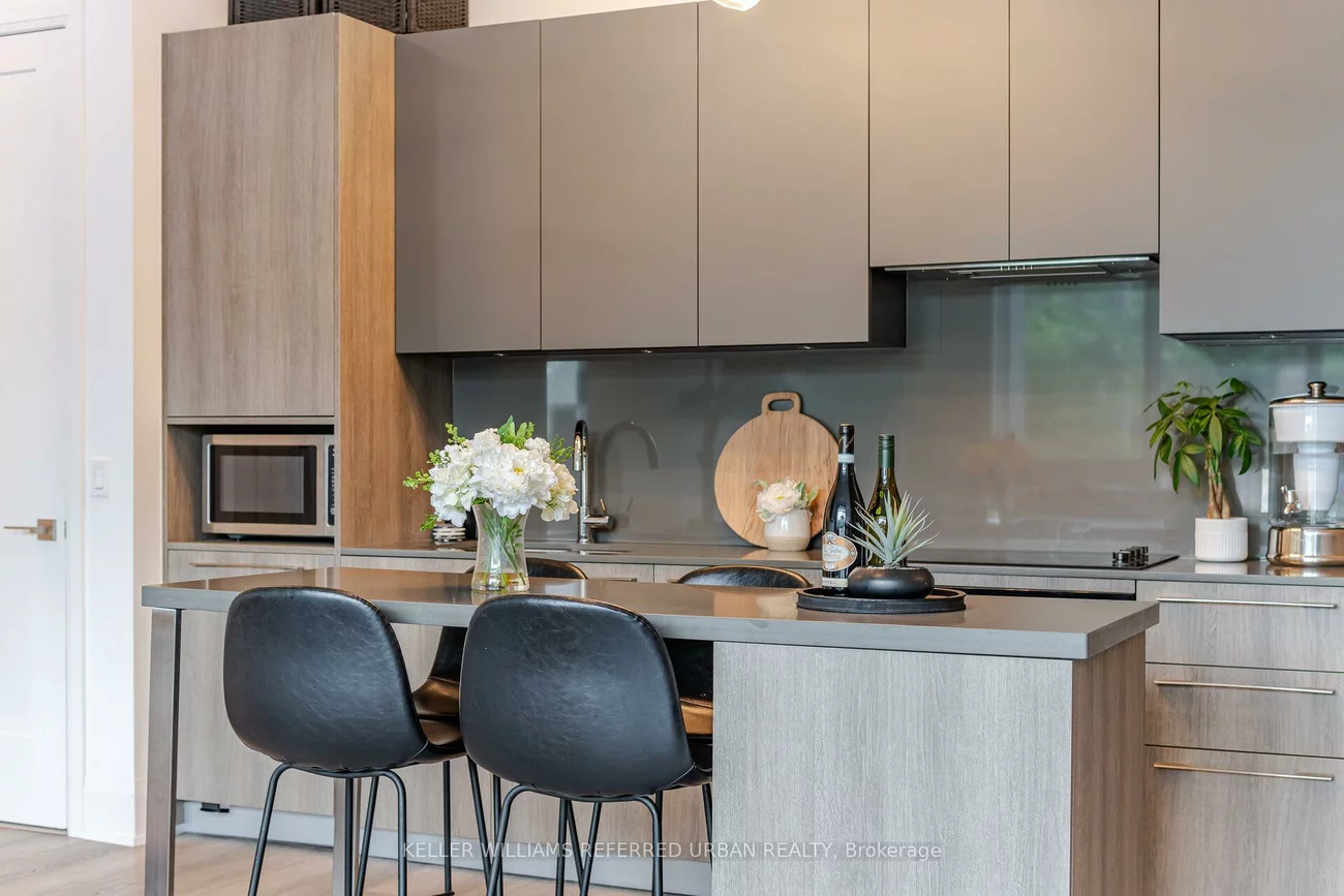 38, Water Walk, Unionville, Markham
