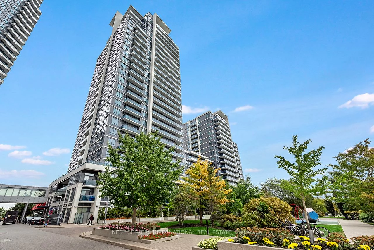 7165, Yonge, Grandview, Markham
