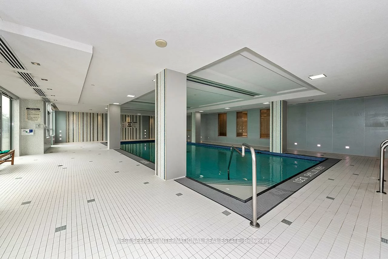 7165, Yonge, Grandview, Markham