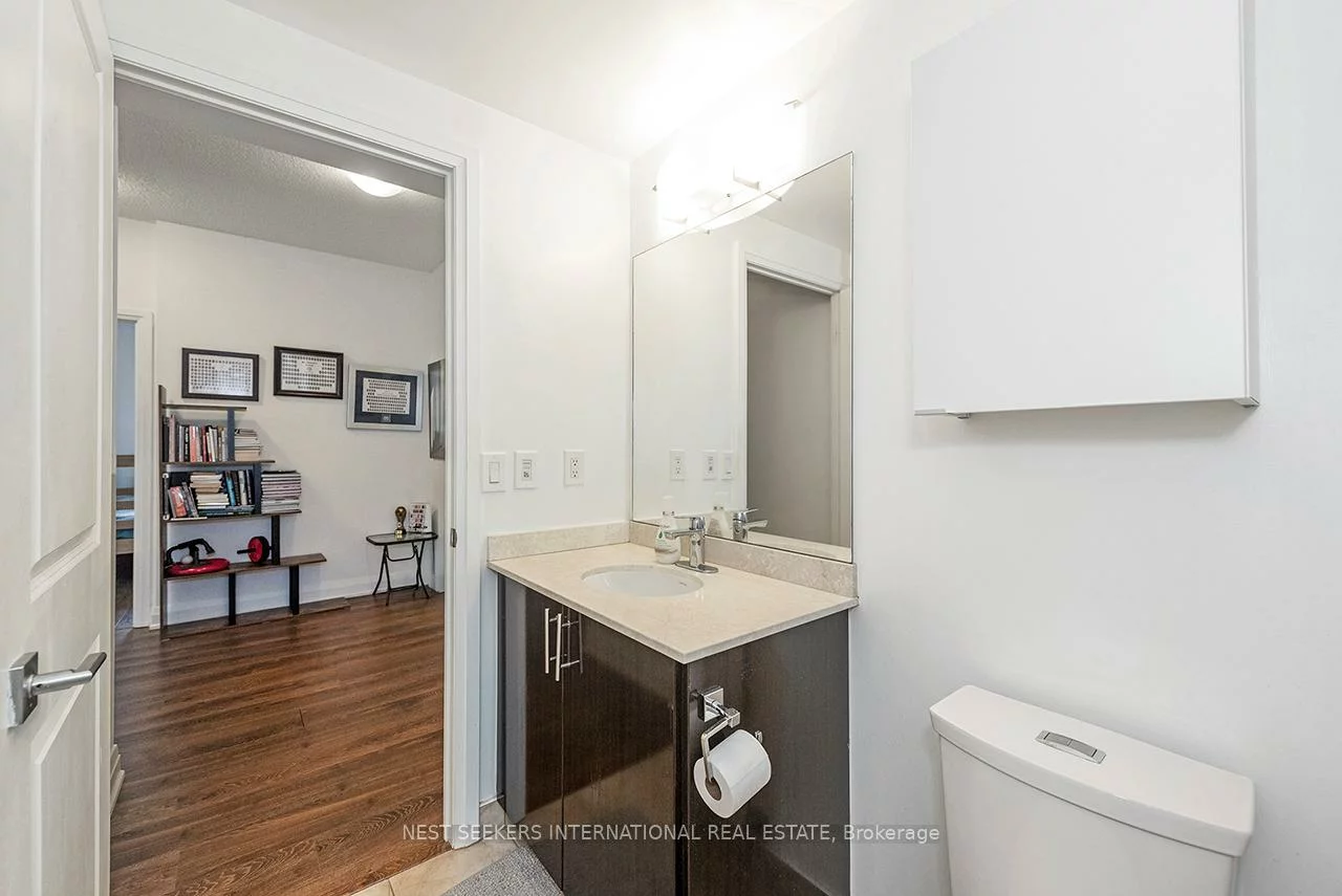 7165, Yonge, Grandview, Markham