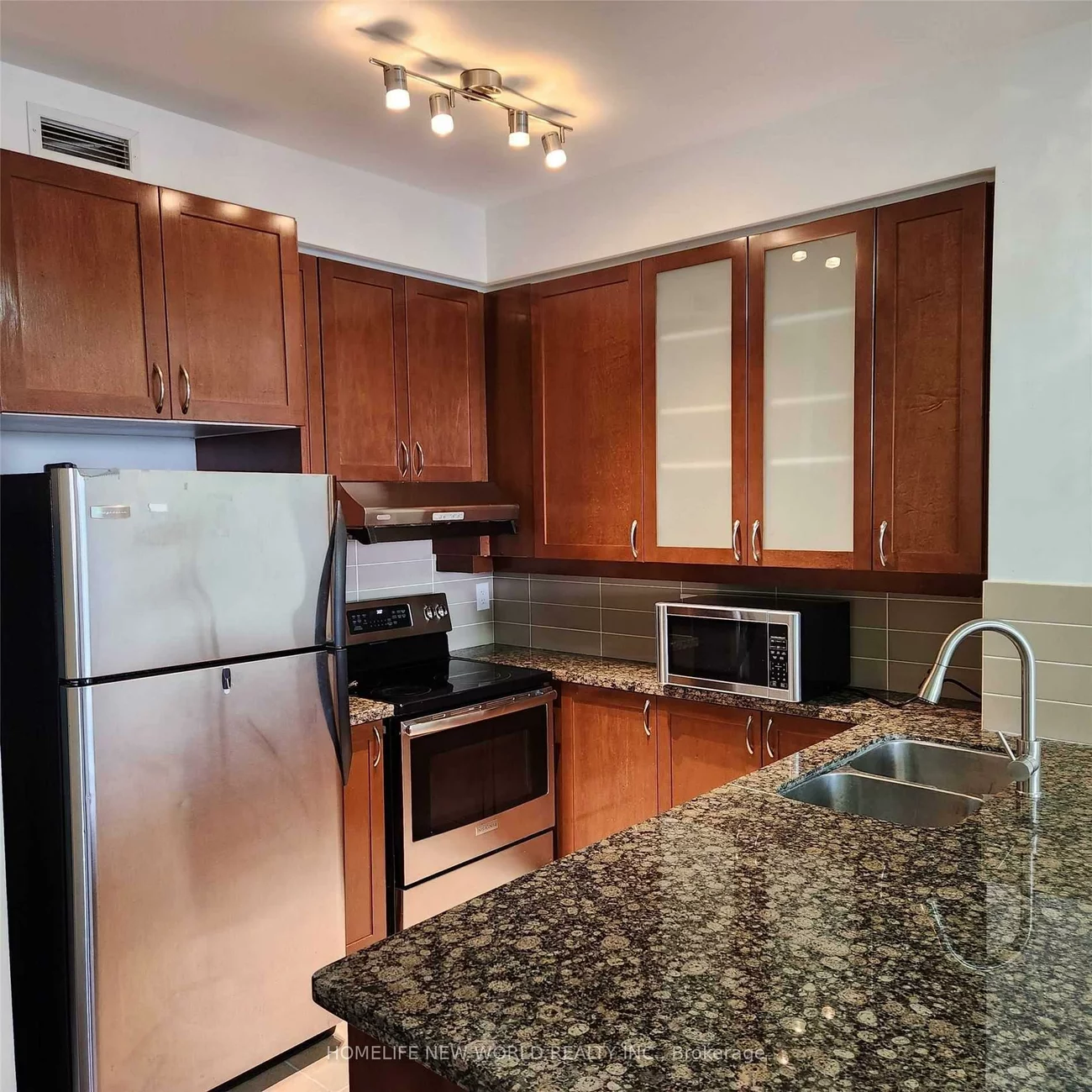 39, Upper Duke, Unionville, Markham