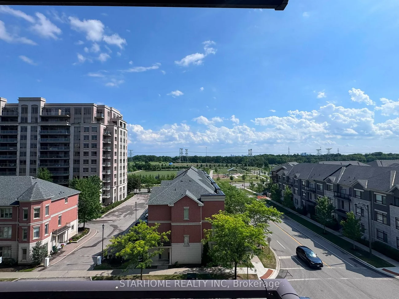 51, Saddlecreek, Commerce Valley, Markham