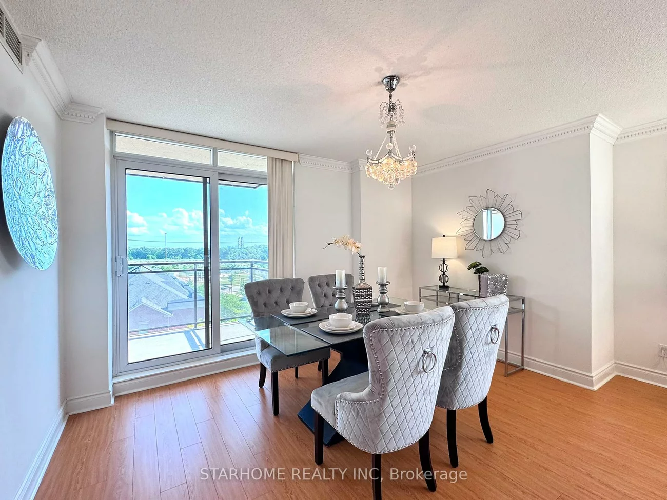 51, Saddlecreek, Commerce Valley, Markham