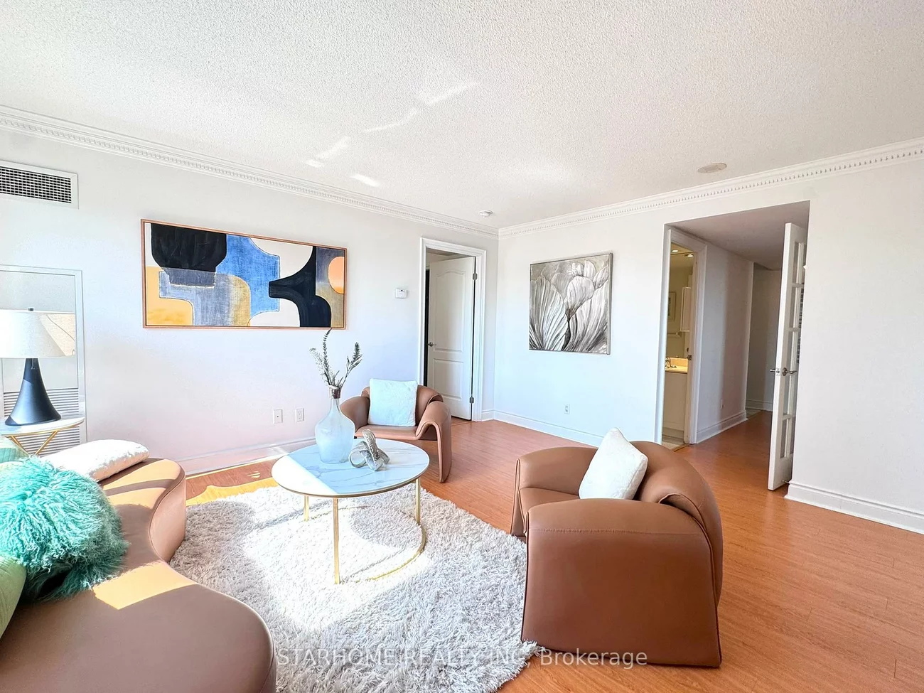 51, Saddlecreek, Commerce Valley, Markham