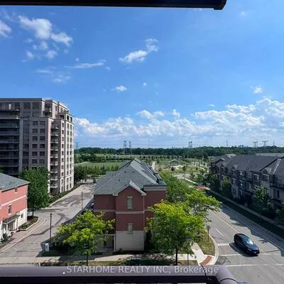 51, Saddlecreek, Commerce Valley, Markham