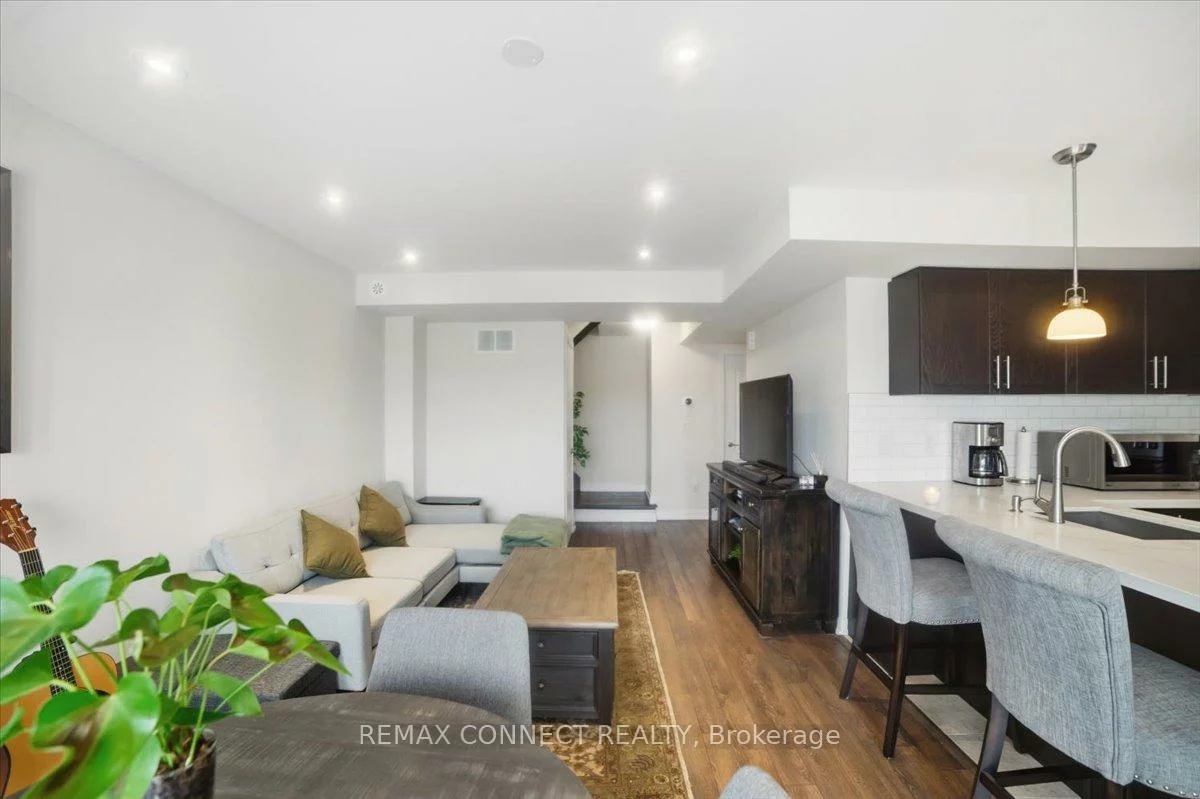10, Westmeath, Cornell, Markham