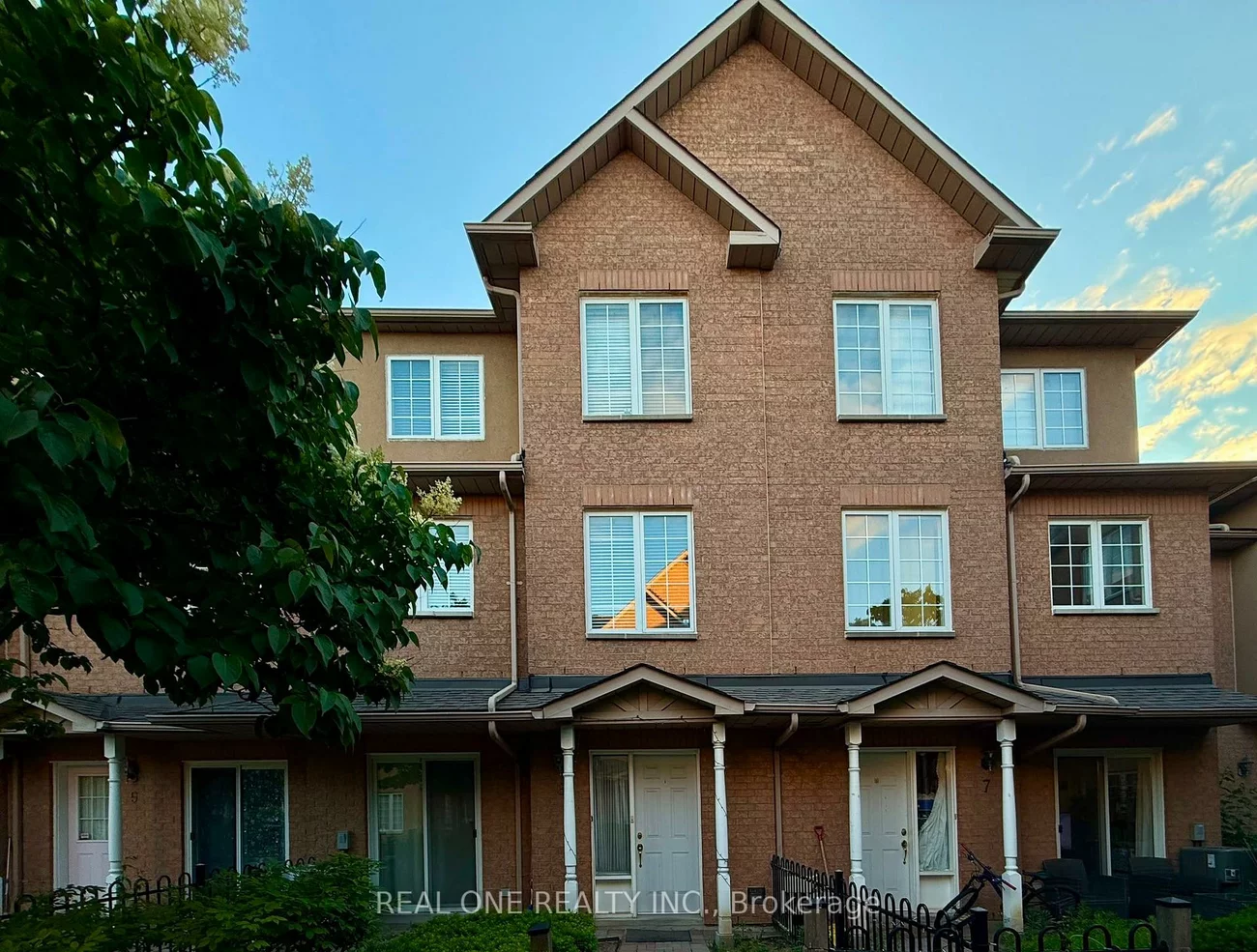12, St Moritz, Unionville, Markham
