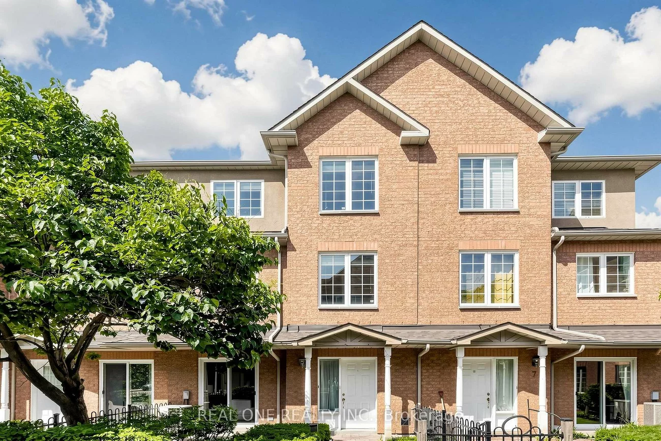 12, St Moritz, Unionville, Markham