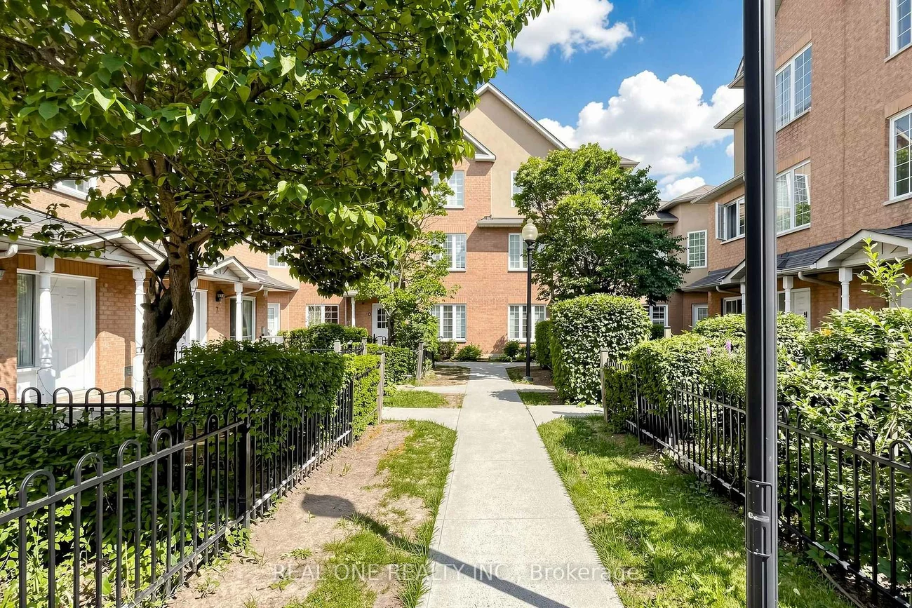 12, St Moritz, Unionville, Markham