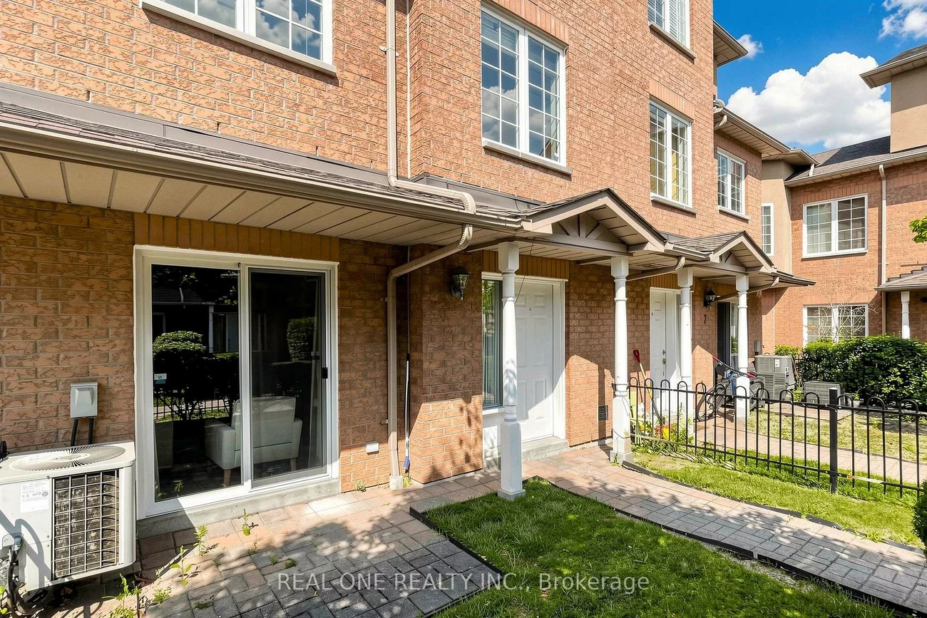 12, St Moritz, Unionville, Markham